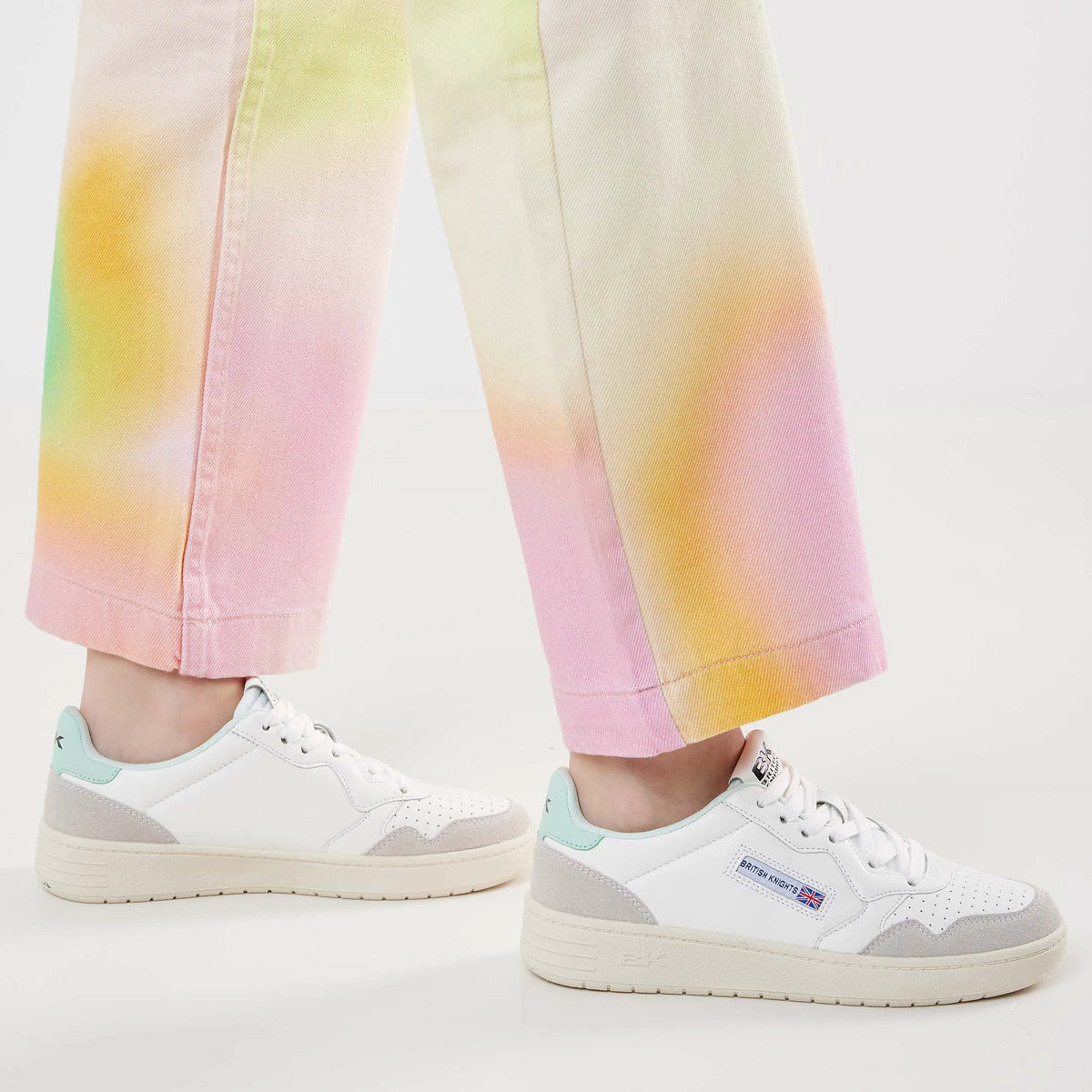 White/Mint