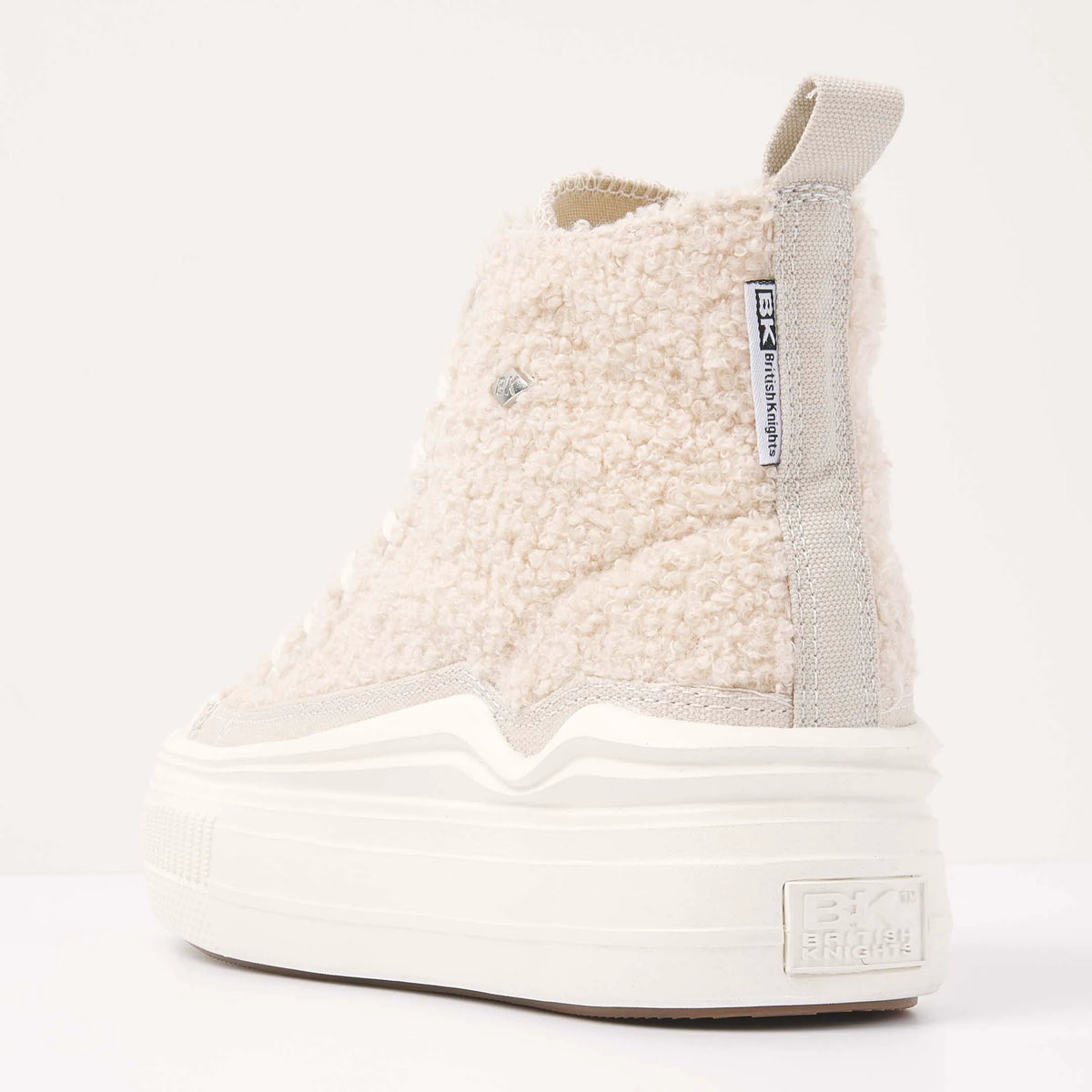 Beige/Off-white