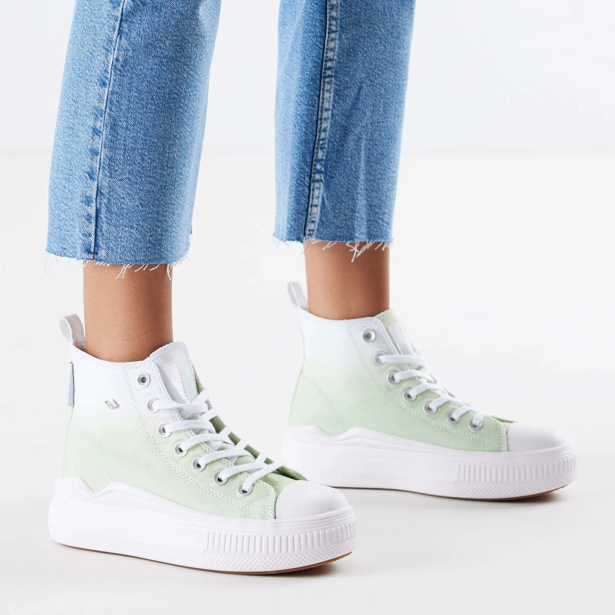 Lt Green Gradient